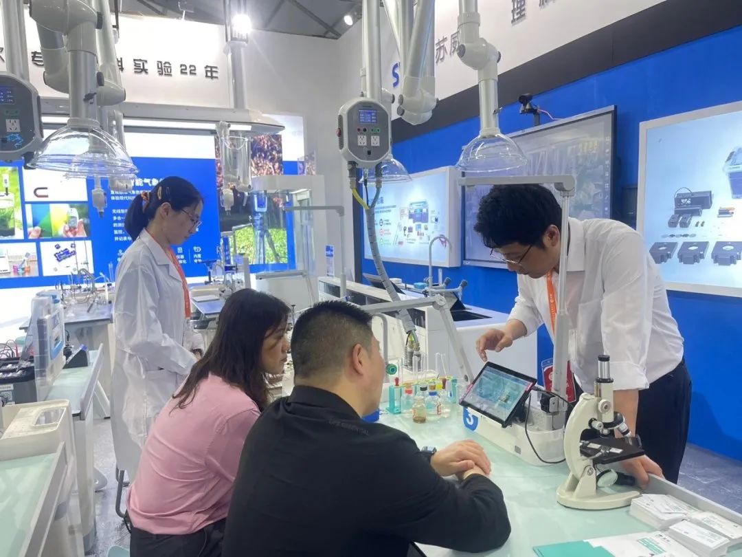 南昌教展圆满落幕！翌学智慧实验考评系统解决方案引爆全场！